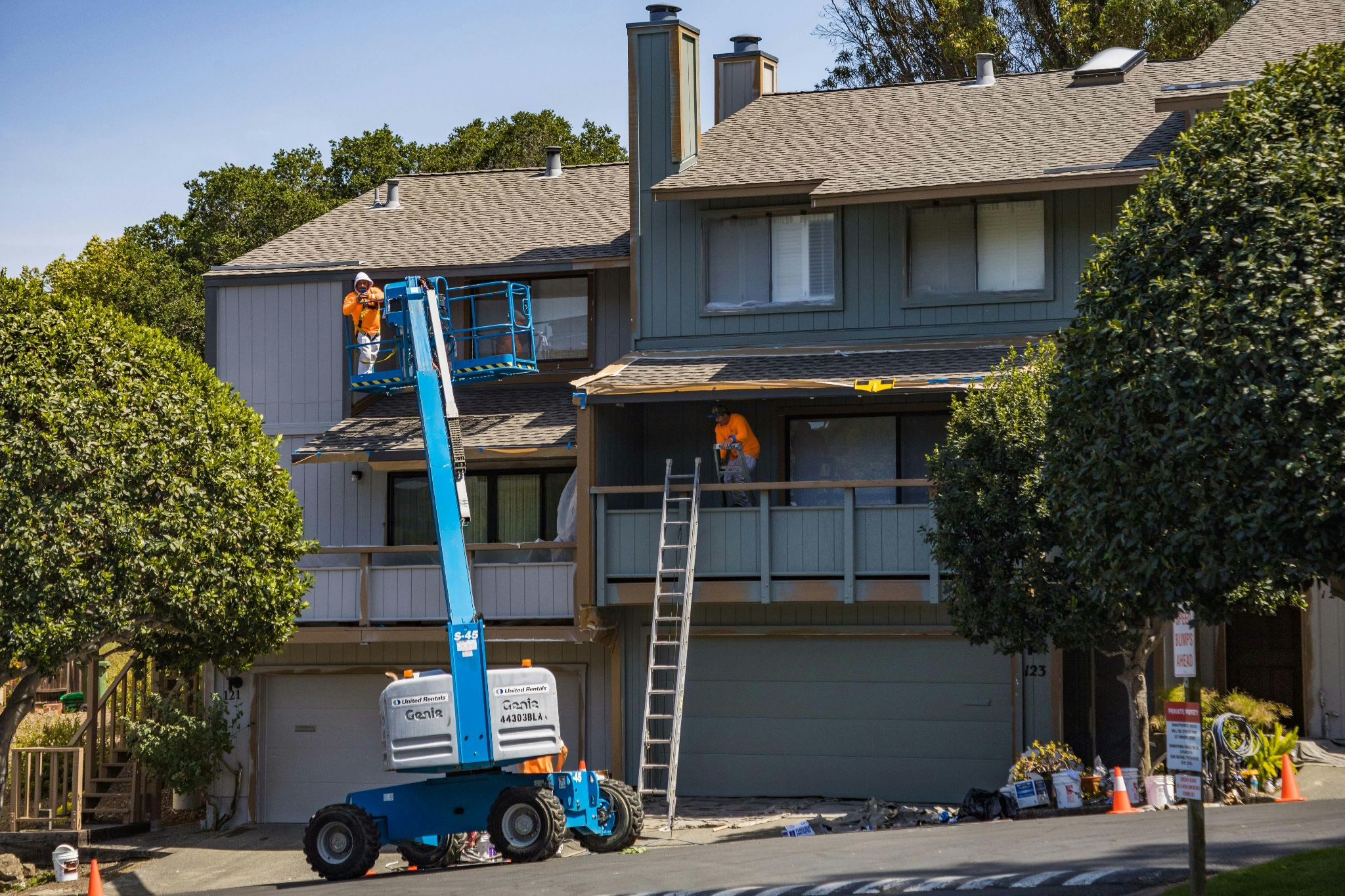 Exterior Maintenance with Cherry-Picker